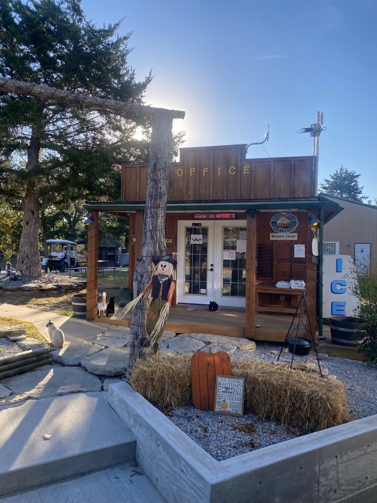 Waters Edge RV Resort office and store