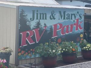Jim & Mary's RV Park mural.